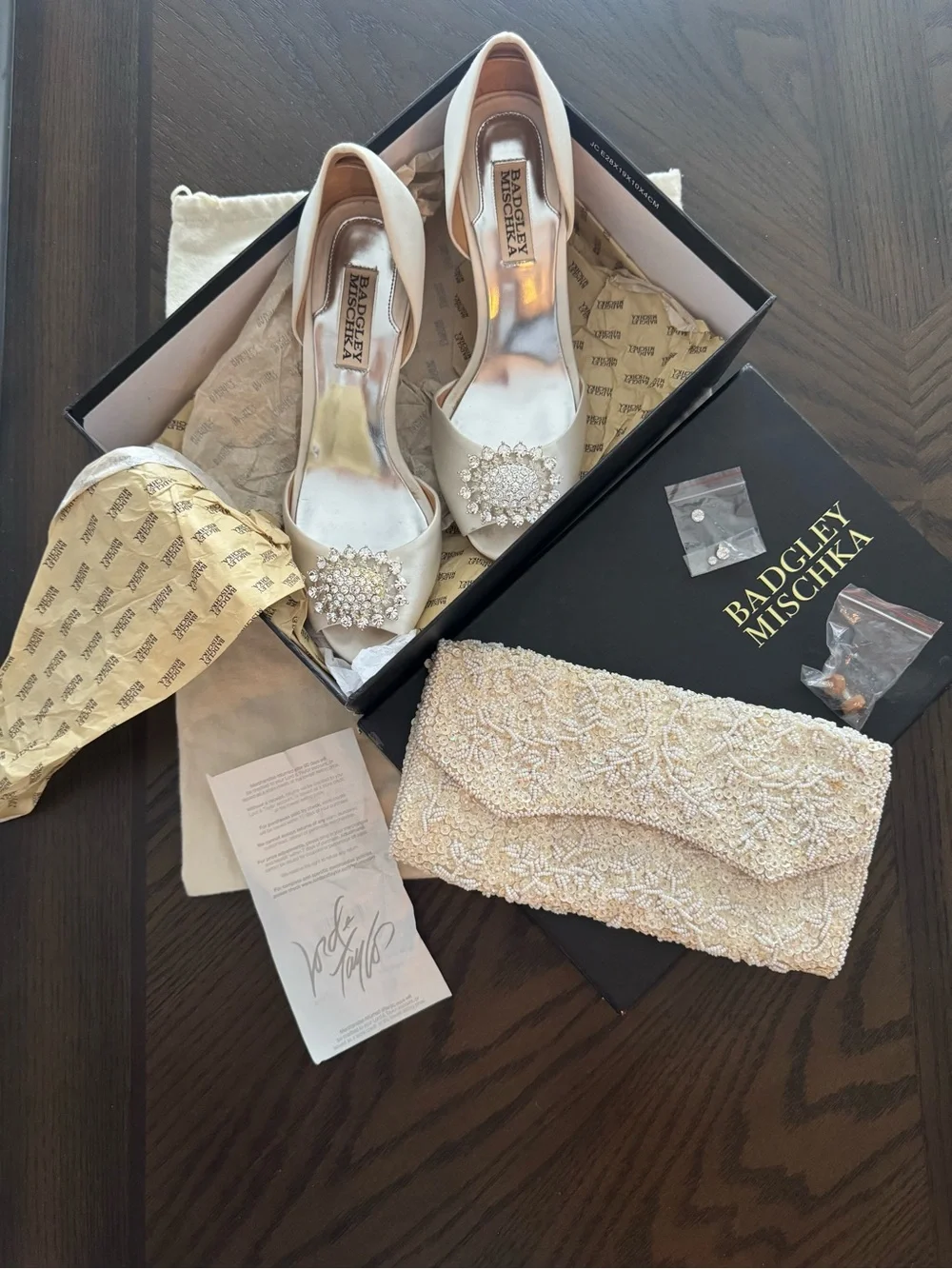 Badgley Mischka Lacie Ivory Satin Crystal Peep Toe Heels Size 7.5M w/ Box